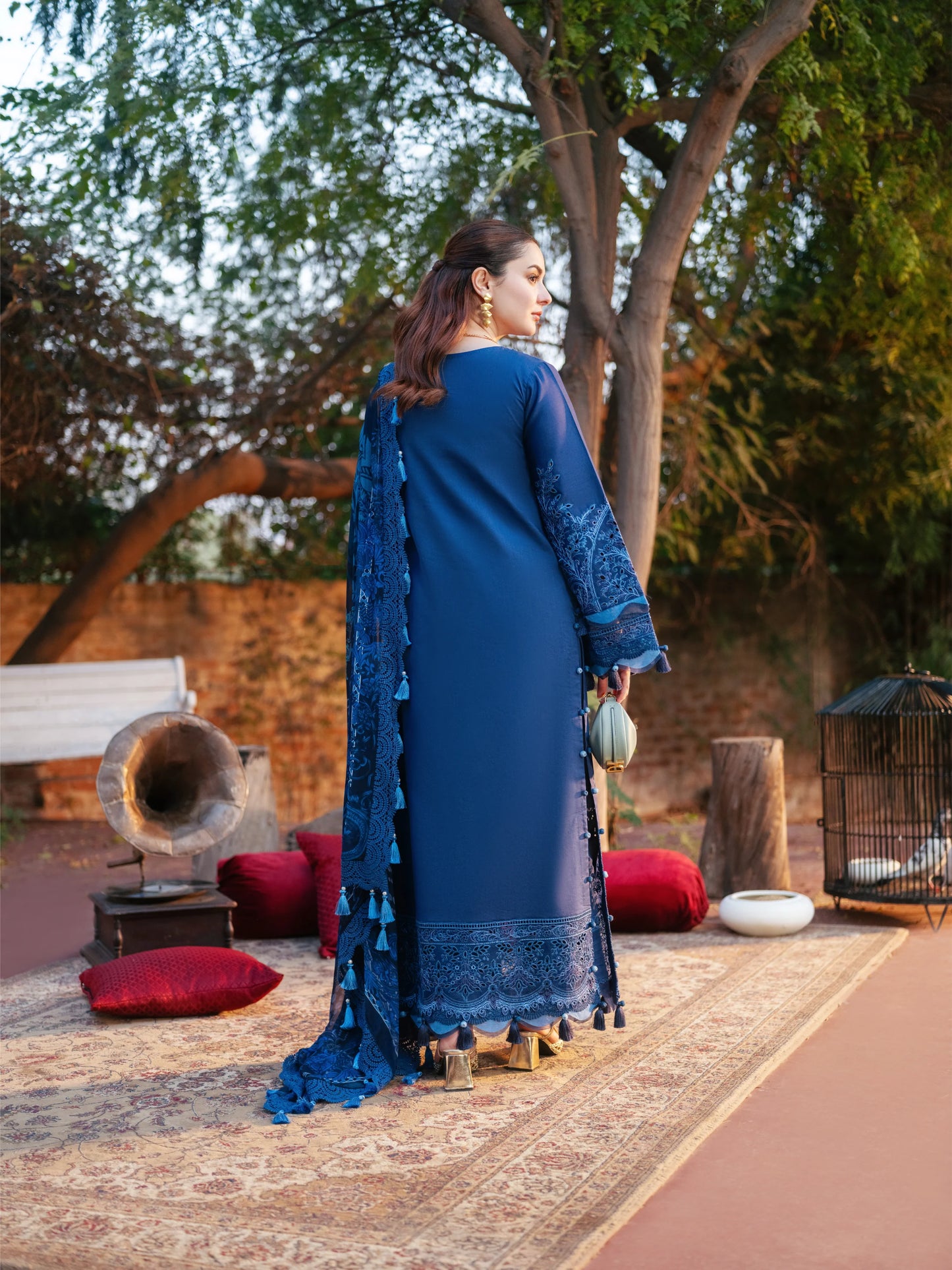 Jade x Hania Aamir Ombre Intezar Lawn 2025 – 20696