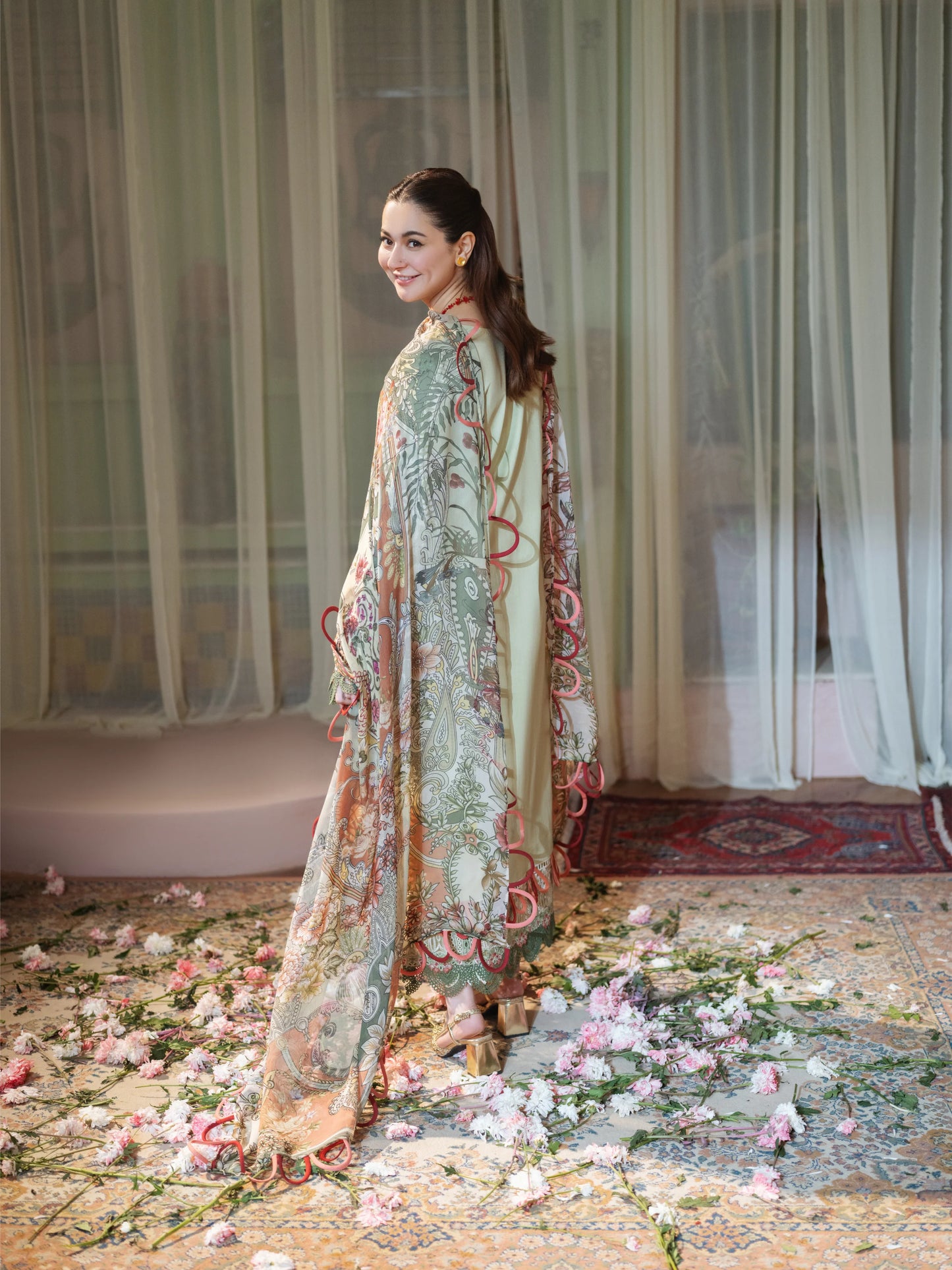 Jade x Hania Aamir Ombre Intezar Lawn – 20693