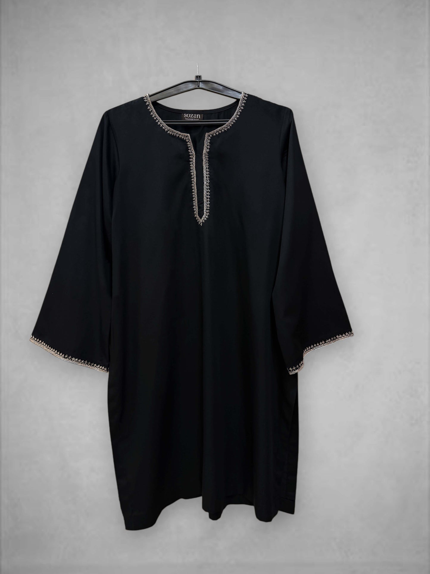 Black Kashmiri Tilla Short Kurti