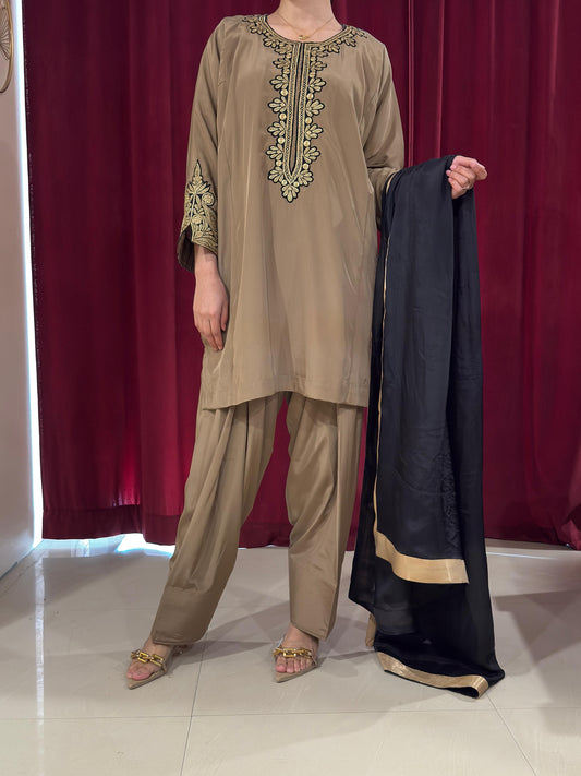 Beige Hand Tilla 3pc Pheran Outfit