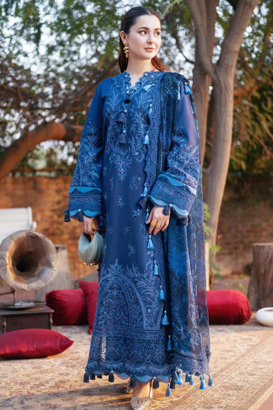 Jade x Hania Aamir Ombre Intezar Lawn 2025 – 20696